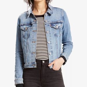 Levi’s Boyfriend Trucker Jacket